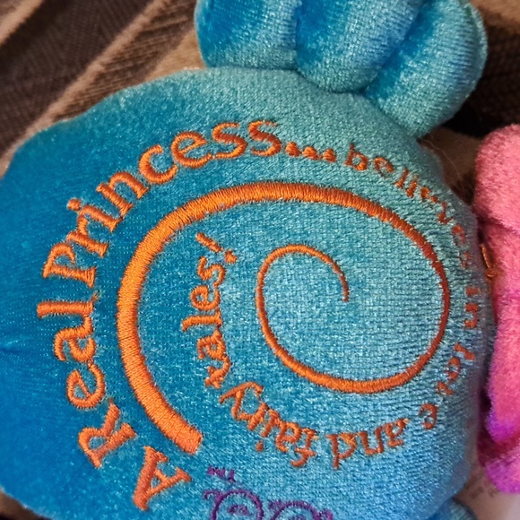 2GRRRLS by Mary Meyer.  Looie, Tutti, Roxy & Rella. Stuffed dolls. Girl Power!! - Picture 9 of 11